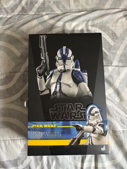 Hot toys Star Wars 501st clone trooper
