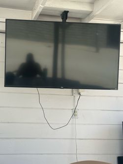 55 inch TCL TV
