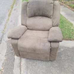 Free Recliner 