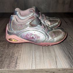 Stride Rite | Pink Sleeping Beauty Light-Up Sneaker - Girls size 7.5m. These are very worn. Traction is still pretty good except heels. Toes are scuff