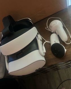 Meta Quest 35 " 256GB " and extra extended battery strap bundle edition