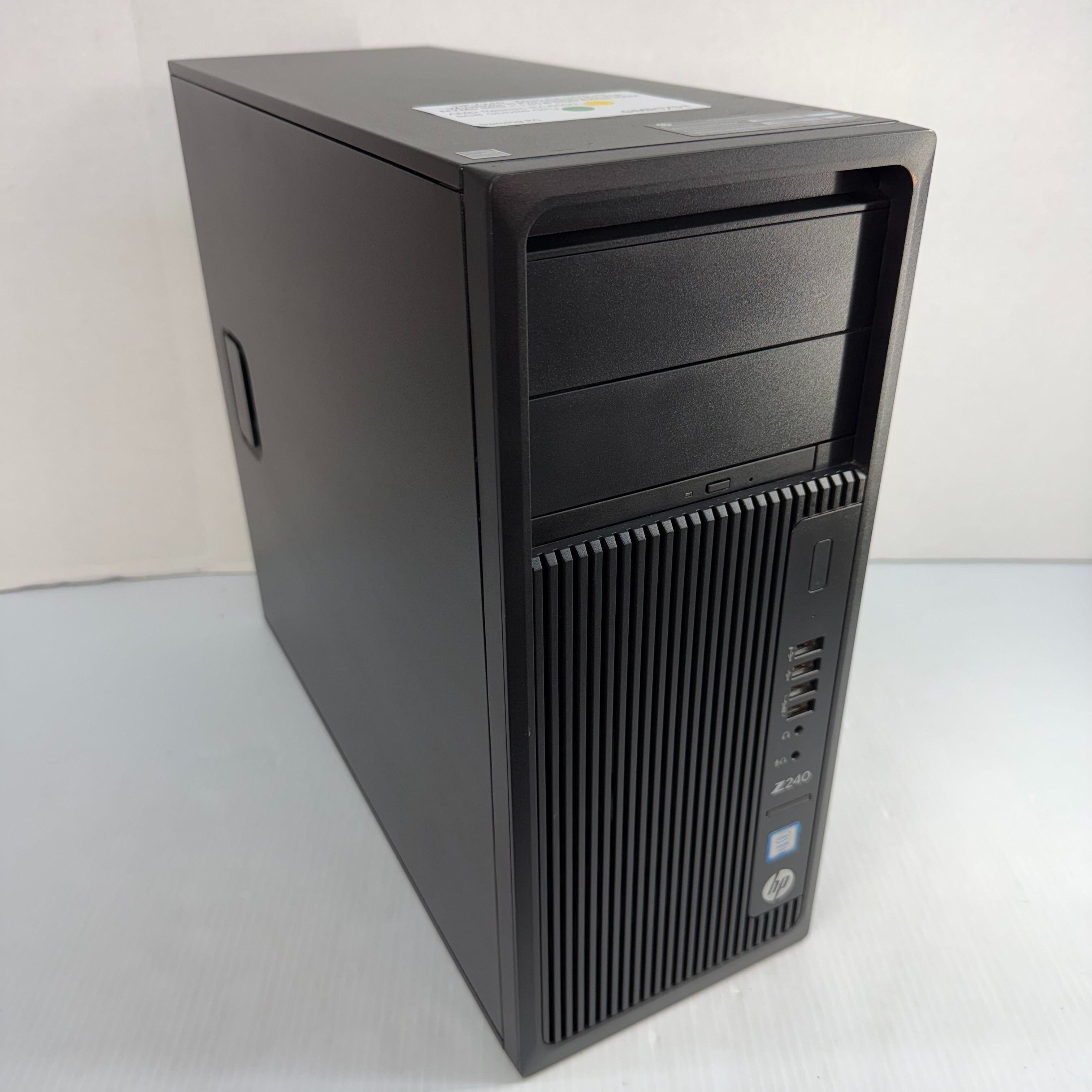 HP Z240 Radeon RX 6600 Xeon E3-1270 v5 Windows 11 Pro Gaming PC 1TB/64/1.5TB