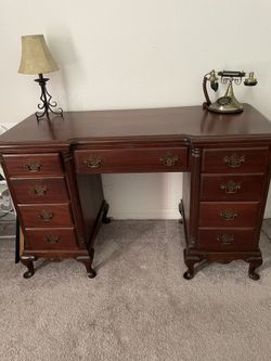 Antique Desk/vanity