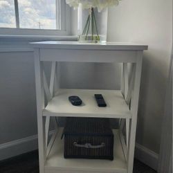 16" W x 24" H - End table