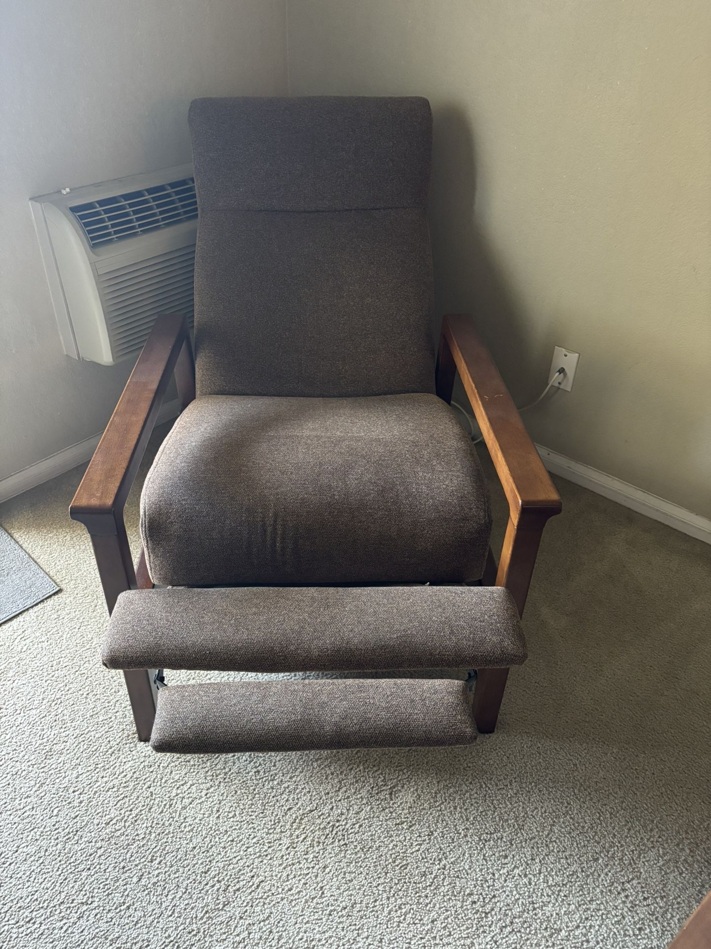 Recliner Chair