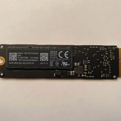 MacBook SSD - Samsung 512GB SSD MZ-JPV5120/0A4