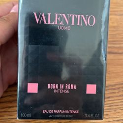 Valentino Perfume 