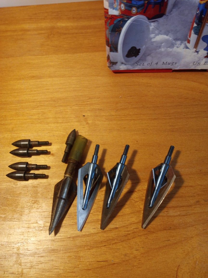  Arrowheads