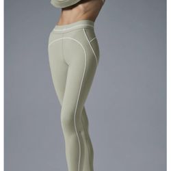 Alo Leggings 