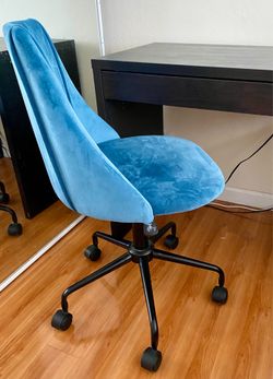 Rochelle Task Chair by Kelly Clarkson Home Chair (Blue)
