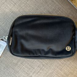 Lululemon Black Velour Belt Bag