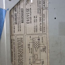 Sony  CDX-M7810. Single Din Car Stereo