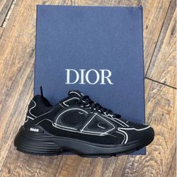 Dior B30