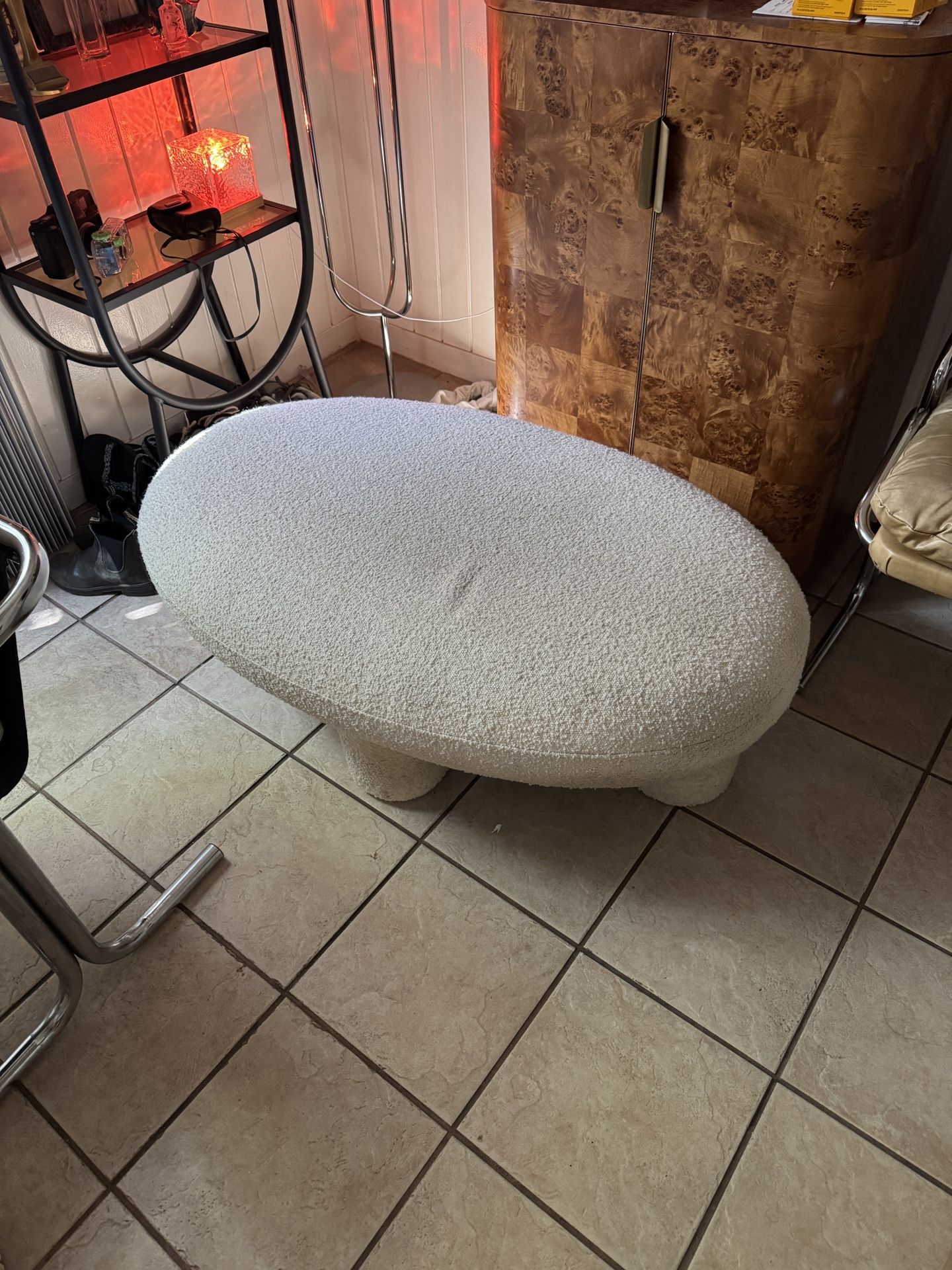 Large boucle Ottoman 