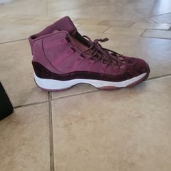 Jordan 11 Velvets 2016