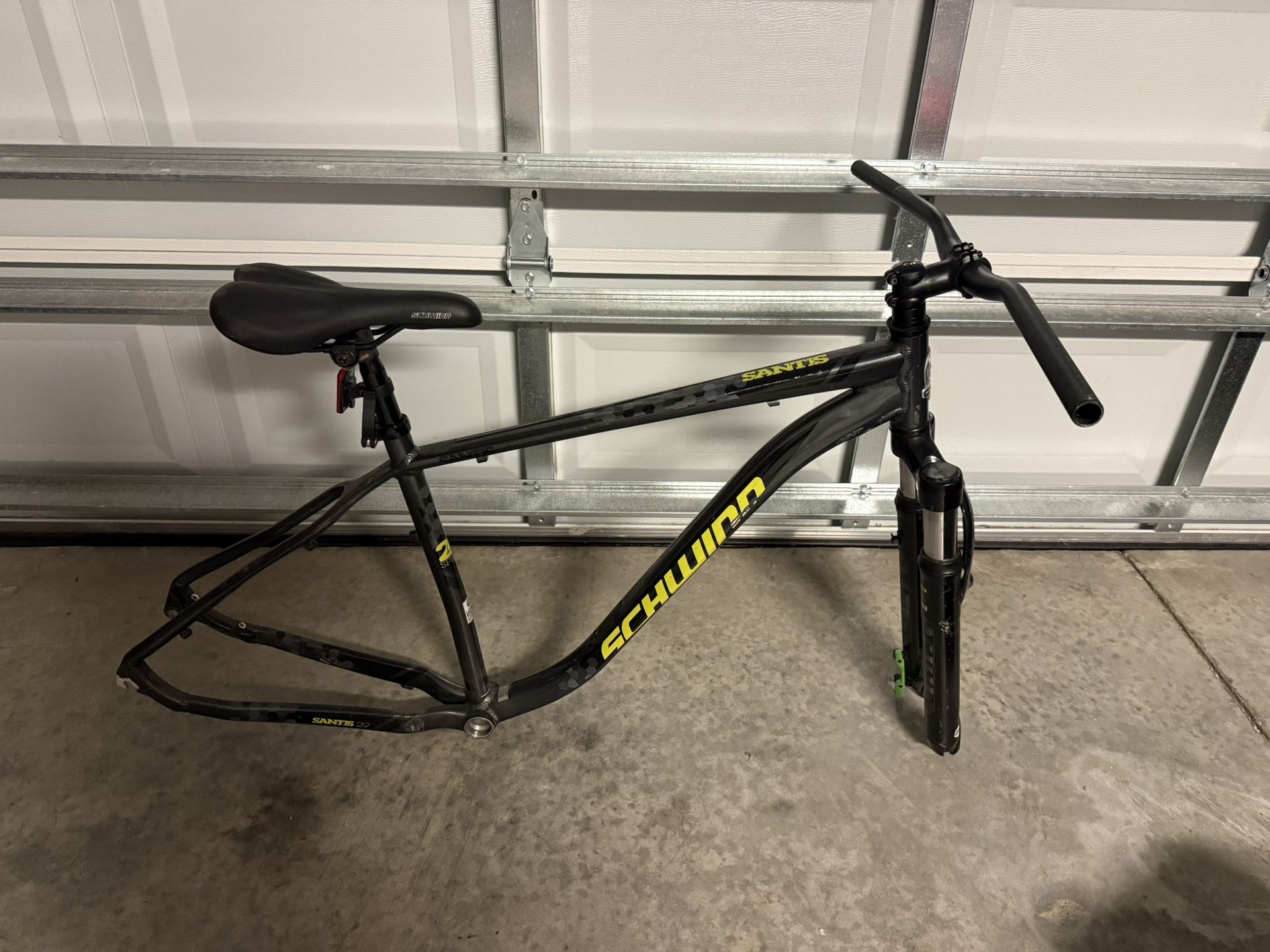 Schwinn Santis 29
