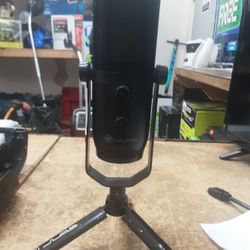 JLab Talk Pro USB Microphone, USB-C Output, Cardioid, Omnidirectional, Stereo, Bidirectional, 192k Sample Rate, 20Hz-20kHz Frequency Response, Volume,
