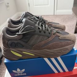 Yeezy 750. Size 10.5. Great Condition. 