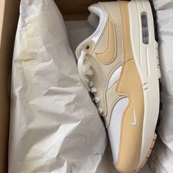 Nike Air Max 1 “87” T, size 11(W) - 9.5(M)