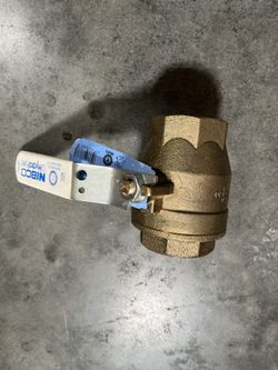 2" Female NPT 600 PSI Bronze Ball Valve - Durable & High-Quality