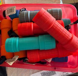 16 Multi-Colored Mini LED Flashlights