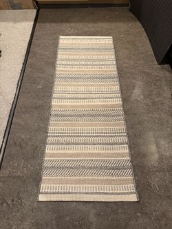 Runner rug 60x22