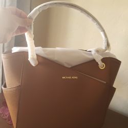 Brand New Beautiful Brown Michael Kors Purse