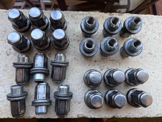 Toyota Tacoma Lug Nuts