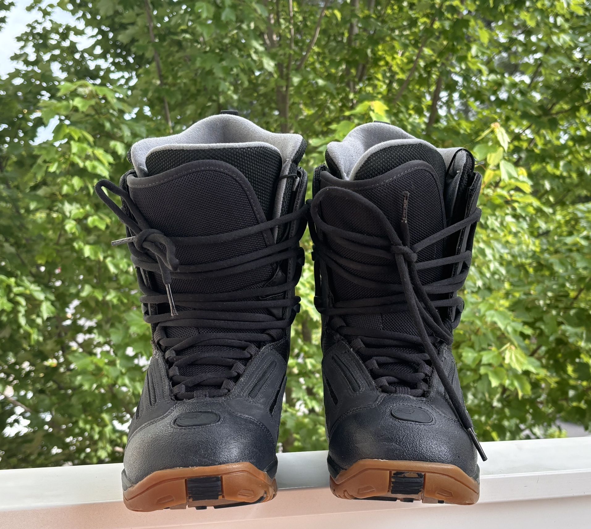 Women’s Size 8 Snowboard Boots - Great Condition!