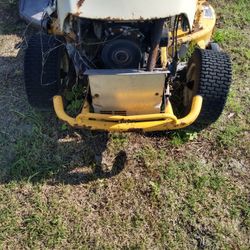 Cubcadet 2000 Series. 18hp Kohler Engine. 