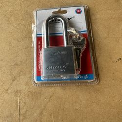 Strong Iron Keyed Padlock.