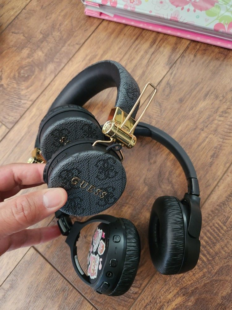 JBL and Guess PU Leather 4G Metal Logo wireless headphones