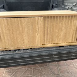 FLOATING CABINET  (new)