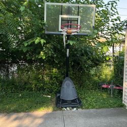 Basketball Hoop 