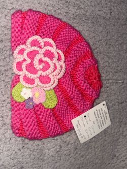Handcrafted beanie 6-12 months