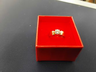 Yellow Gold 14k (.585) 4.4 grams Size 6