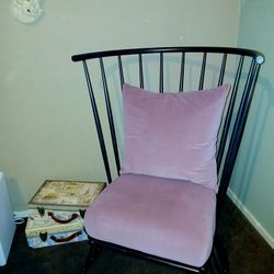 This is a New Pacific Direct Jupiter Velvet Fabric Metal Accent Chair with blush pink cushions