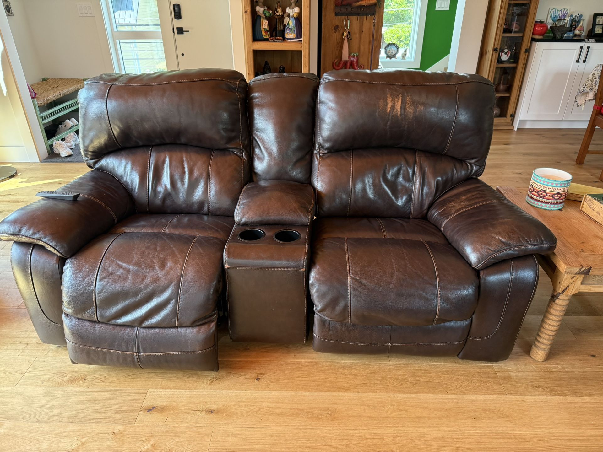 Electric Reclining Loveseat