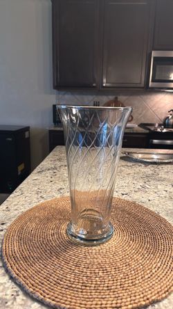 Clear Glass Vase with lined swirl Pattern