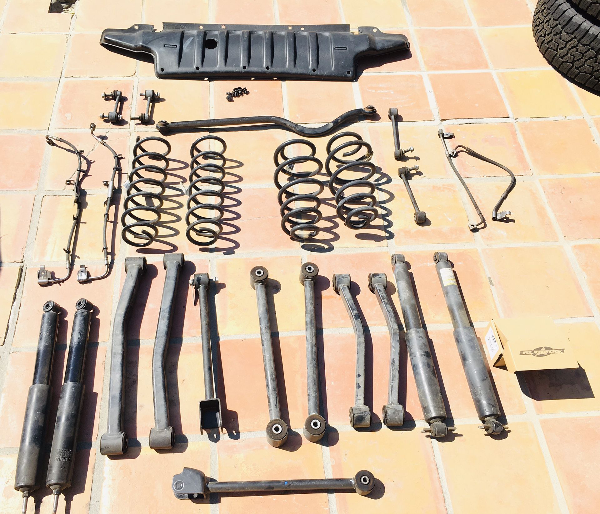 2015 Jeep Wrangler Avalanche Special Edition Full Suspension Parts and Pieces