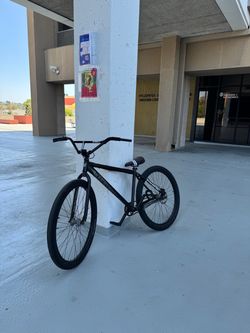 Throne black Coraline 29er