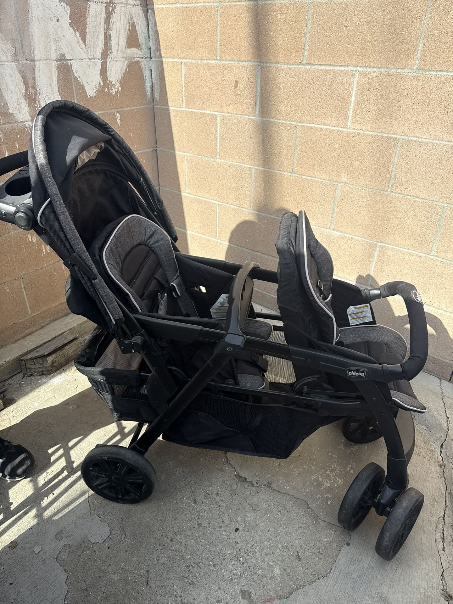 Chicco Double Stroller - Stroller for two kids