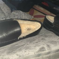 UGG Mens Black Leather-Brand New Never Worn!!! Ever!! 