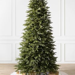 Balsam Hill 7 Ft Slim Christmas Tree! Likes Don’t Work!