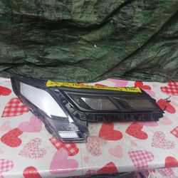 2023-24 Hyundai Palisade Right Headlight 