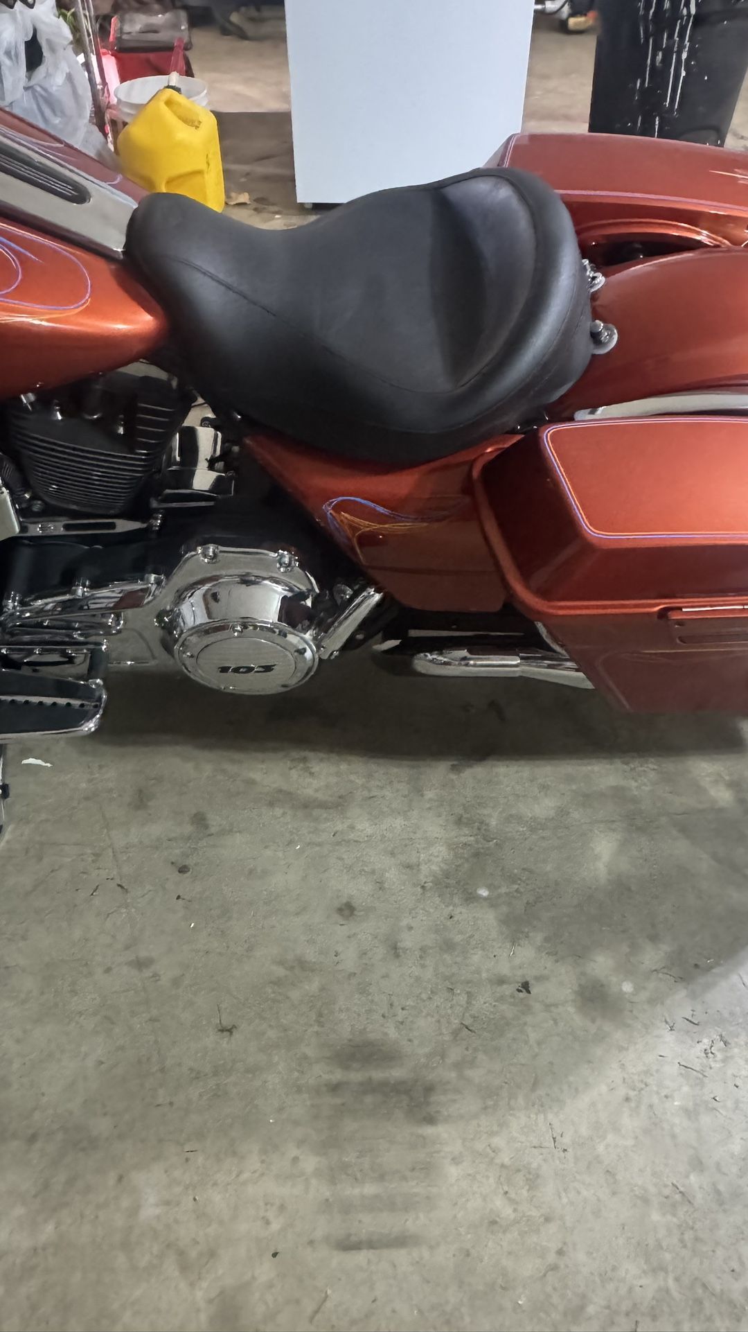 Mustang Solo Seat