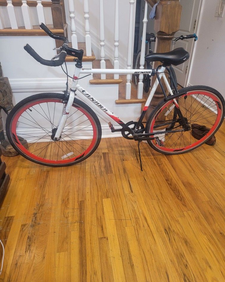TAKARA SENDAI 700 SERIES FIXIE BIKE