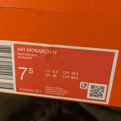 Nike Air Monarch IV Black