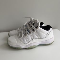 White Air Jordan 11 Sneakers