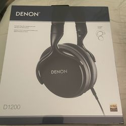 Demon D1200 black headphones 